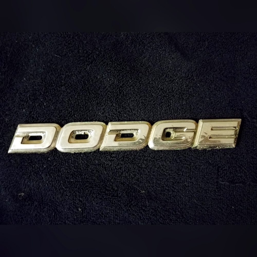 Dodge car emblem